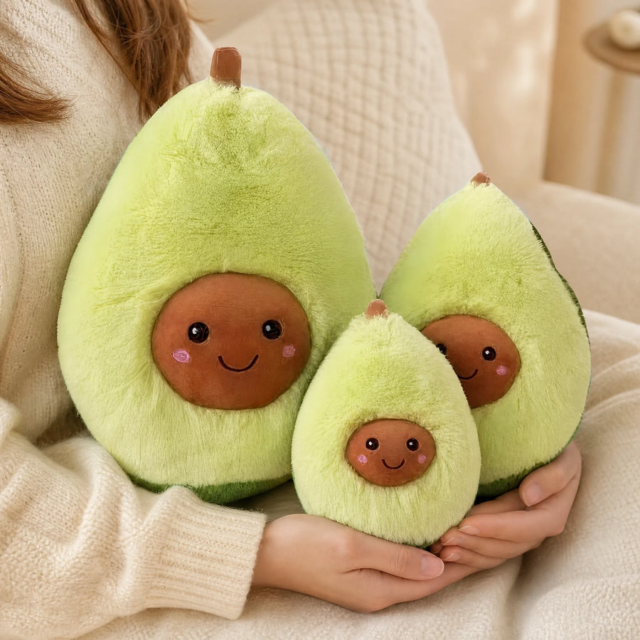 Avocado Plush Toy with Smiling Face and Fuzzy Texture - Utilisation du produit