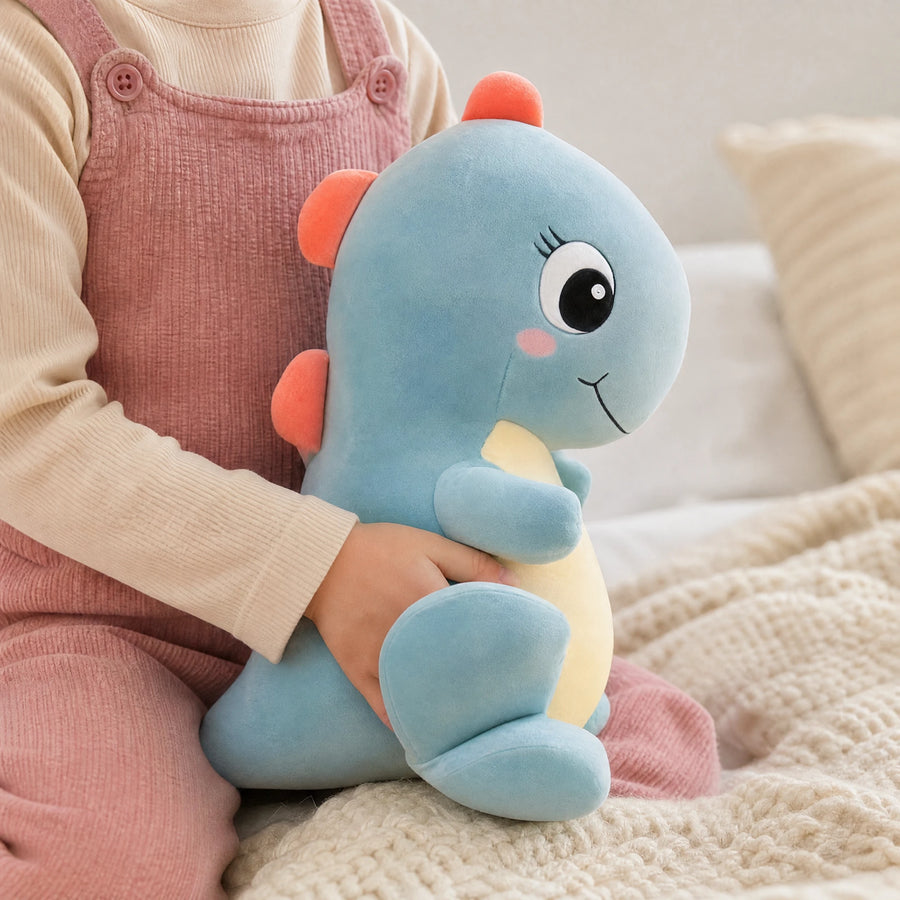 Baby Dinosaur Plush with Spikes in Blue Cotton - Utilisation du produit