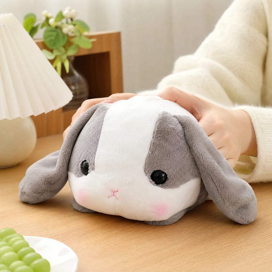 Bunny Plush Toy in Lying Position with Gray Ears - Utilisation du produit