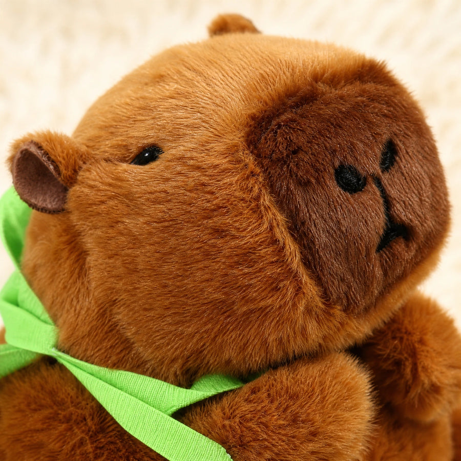 Capybara Plush AirPods Case with Turtle Backpack - Détail matière