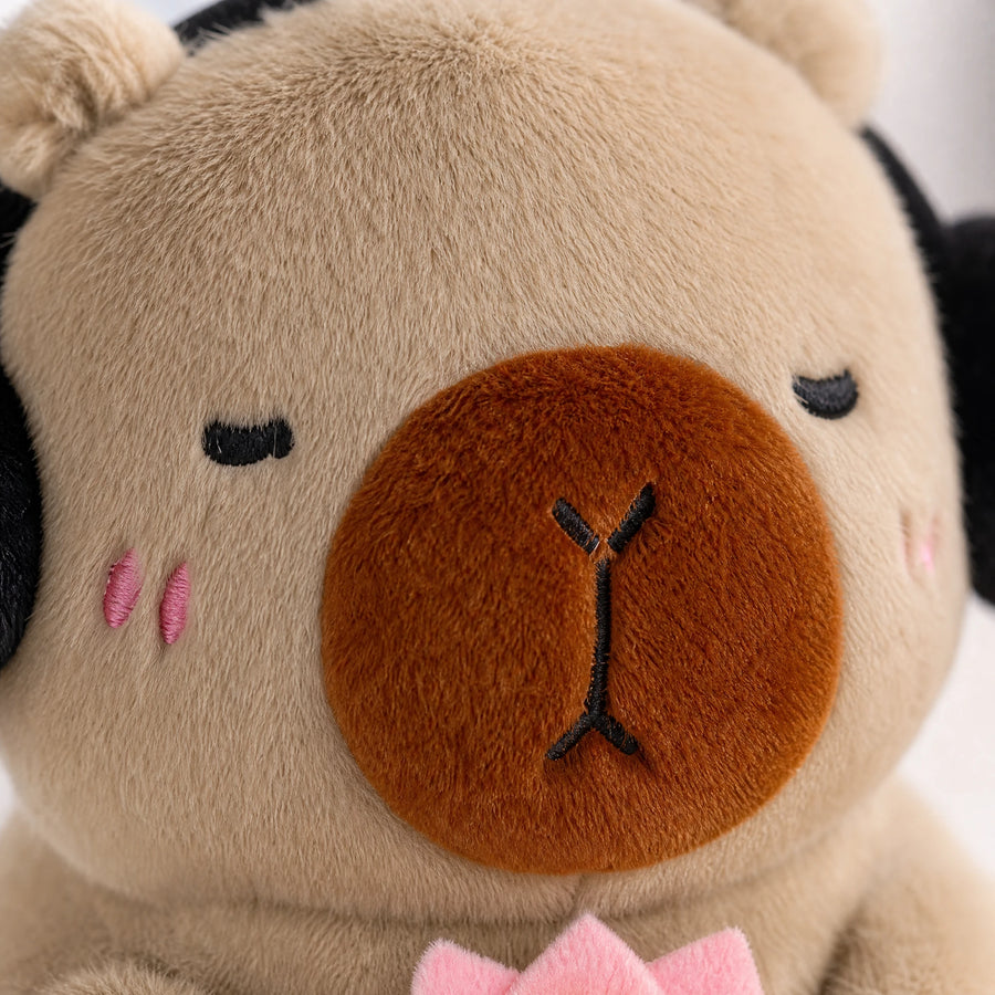 Capybara Plush with Lotus Flower and Headphones - Détail matière