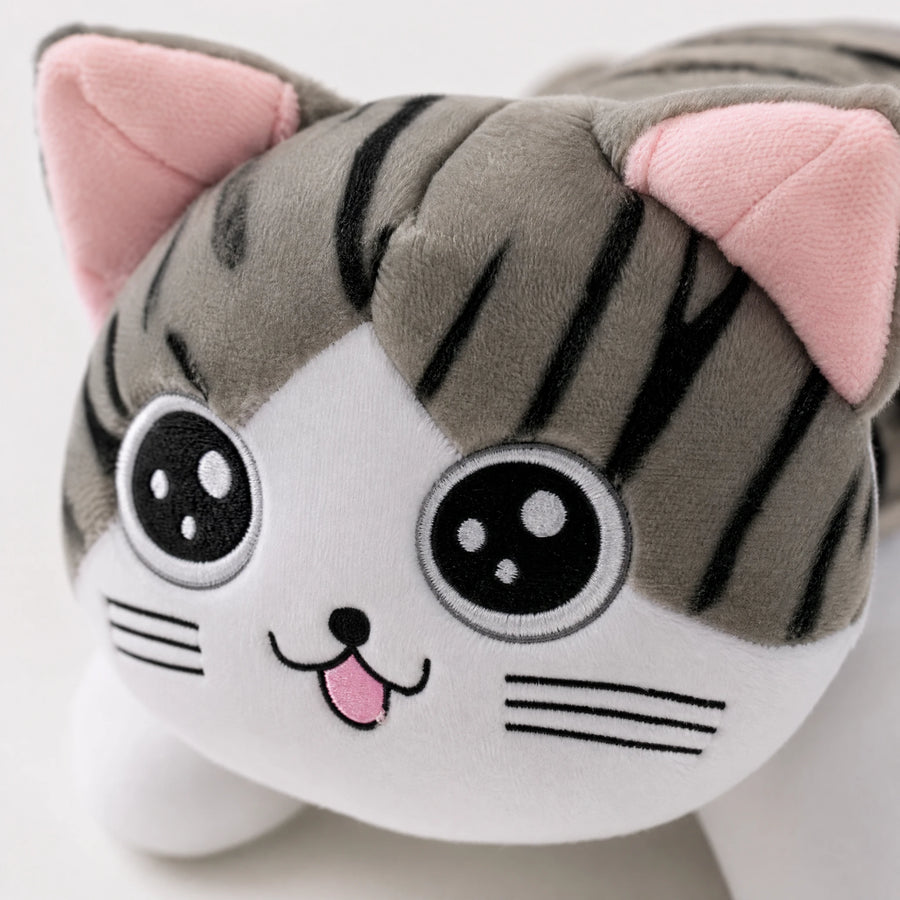 Cat Stuffed Animal, Gray Tabby Plush with Kawaii Eyes - Détail matière