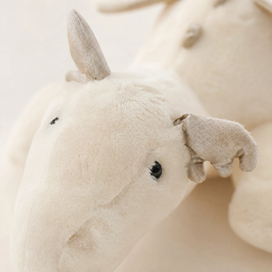 Dragon Plush with Wings in Cream White Cotton - Détail matière