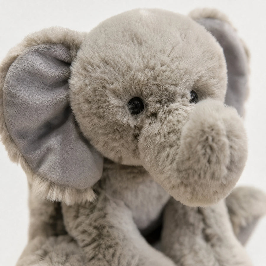 Elephant Stuffed Animal - Soft Gray Plush Toy - Détail matière