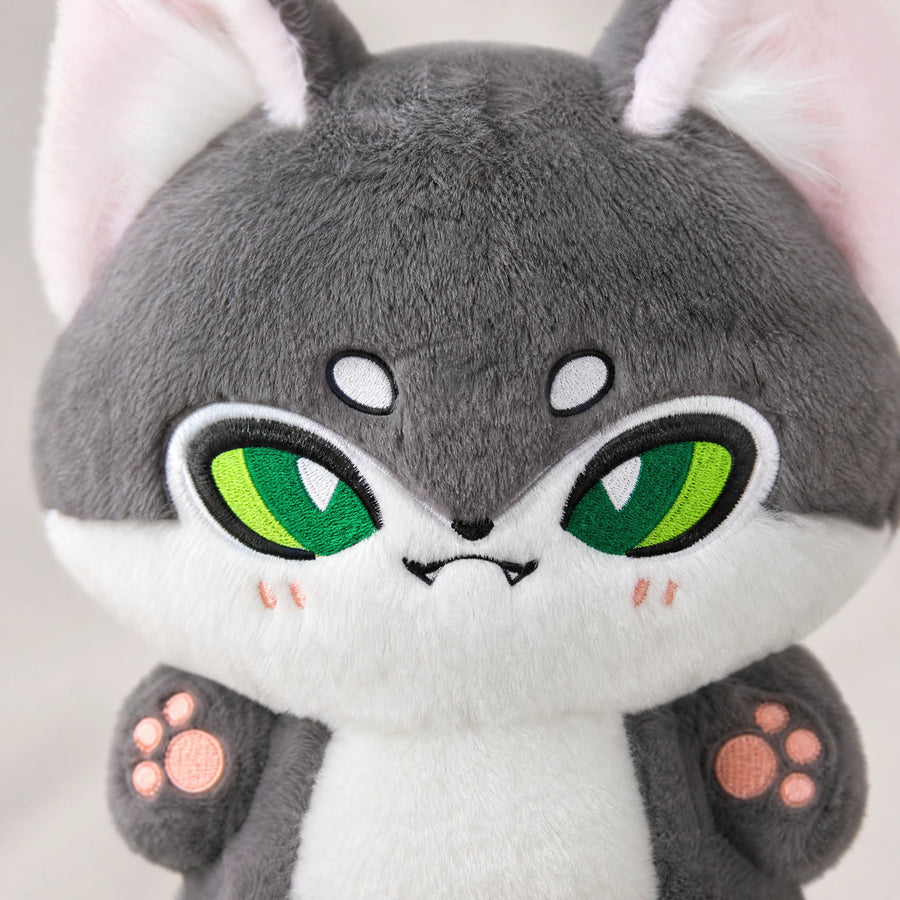 Fox Plush Toy with Long Fluffy Tail and Paw Details - Détail matière