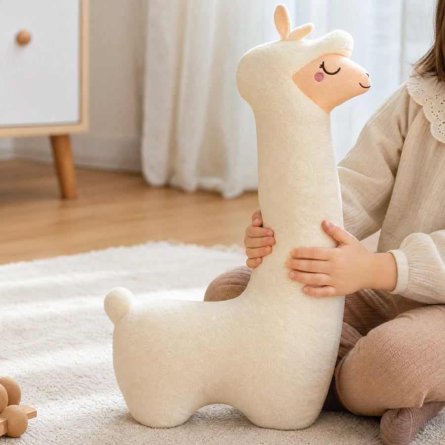 Giant Llama Plush with Soft Fleece Texture and Gentle Face - Utilisation du produit