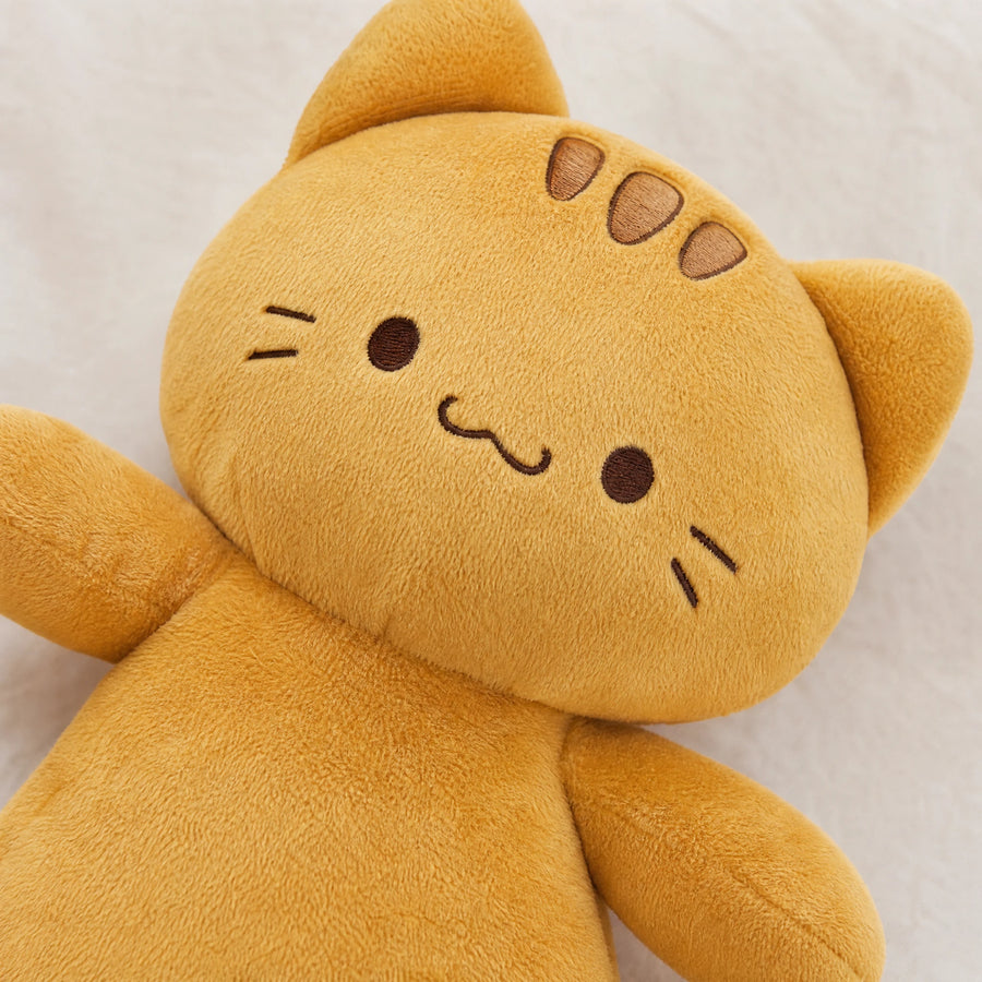 Ginger Cat Plush with Embroidered Face and Floppy Paws - Détail matière