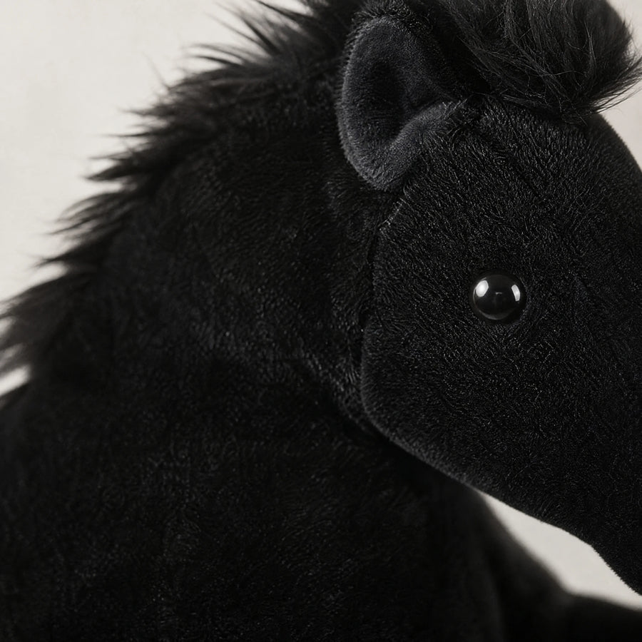 Horse Plush with Black Coat and Flowing Mane - Détail matière