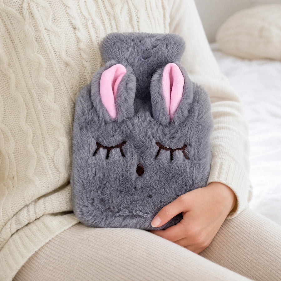 Hot Water Bottle Cover with Bunny Design and Plush Fabric - Utilisation du produit