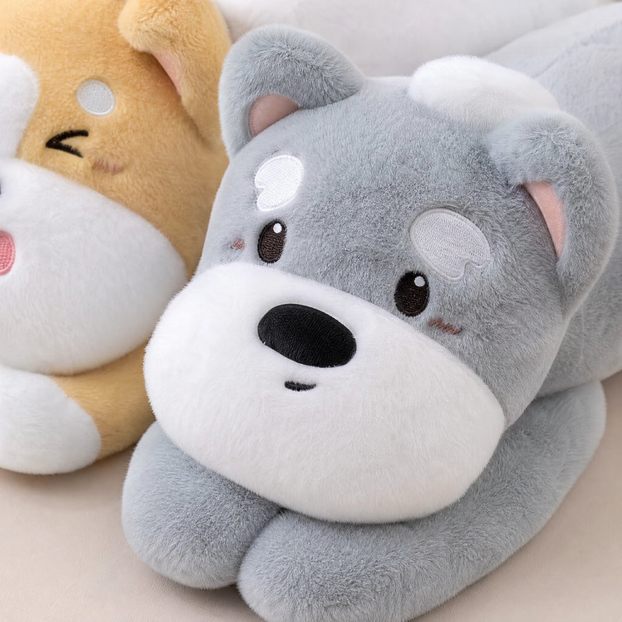 Husky Dog Plush Pillow in Laying Position - Détail matière