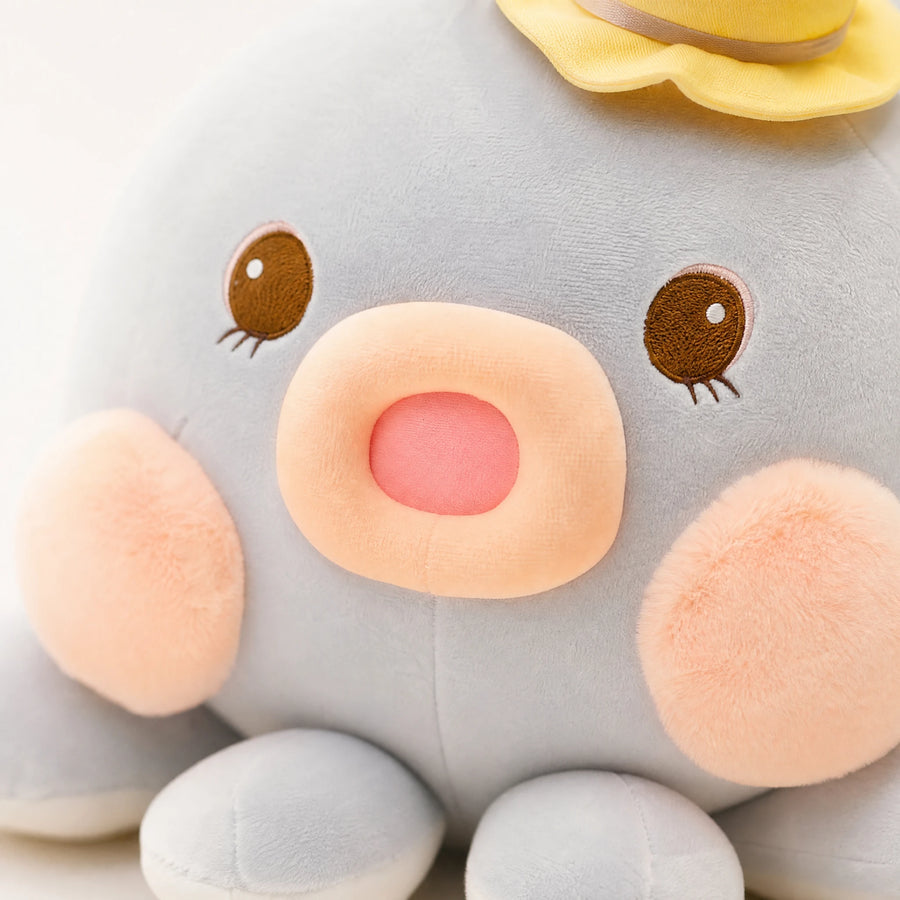 Kawaii Octopus Plush with Hat and Soft Tentacles - Détail matière