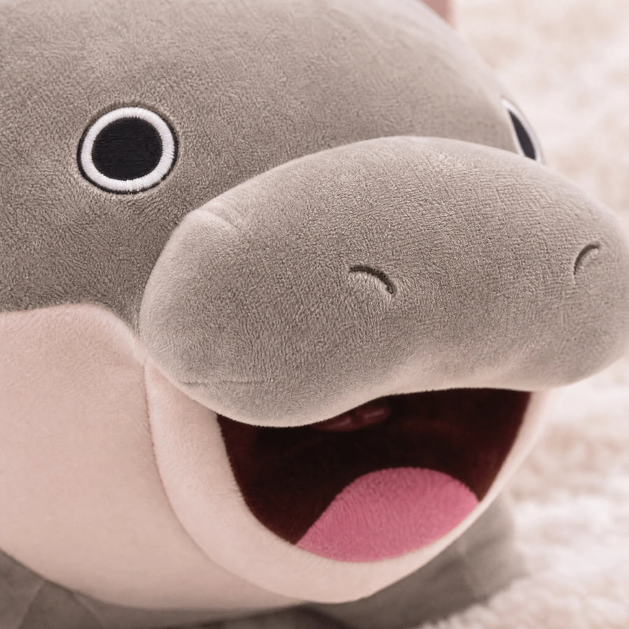 Moo Deng Hippo Plush – Viral Baby Hippo Stuffed Animal - Détail matière