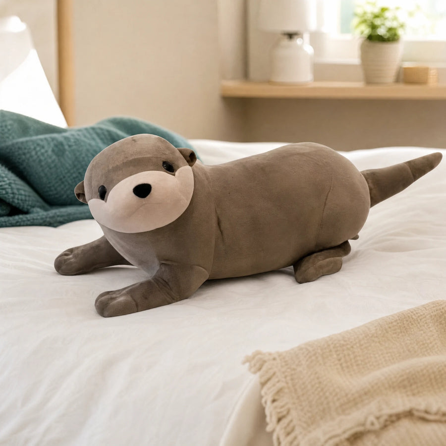 Otter Plush, Soft Gray Lying Down Design - Utilisation du produit