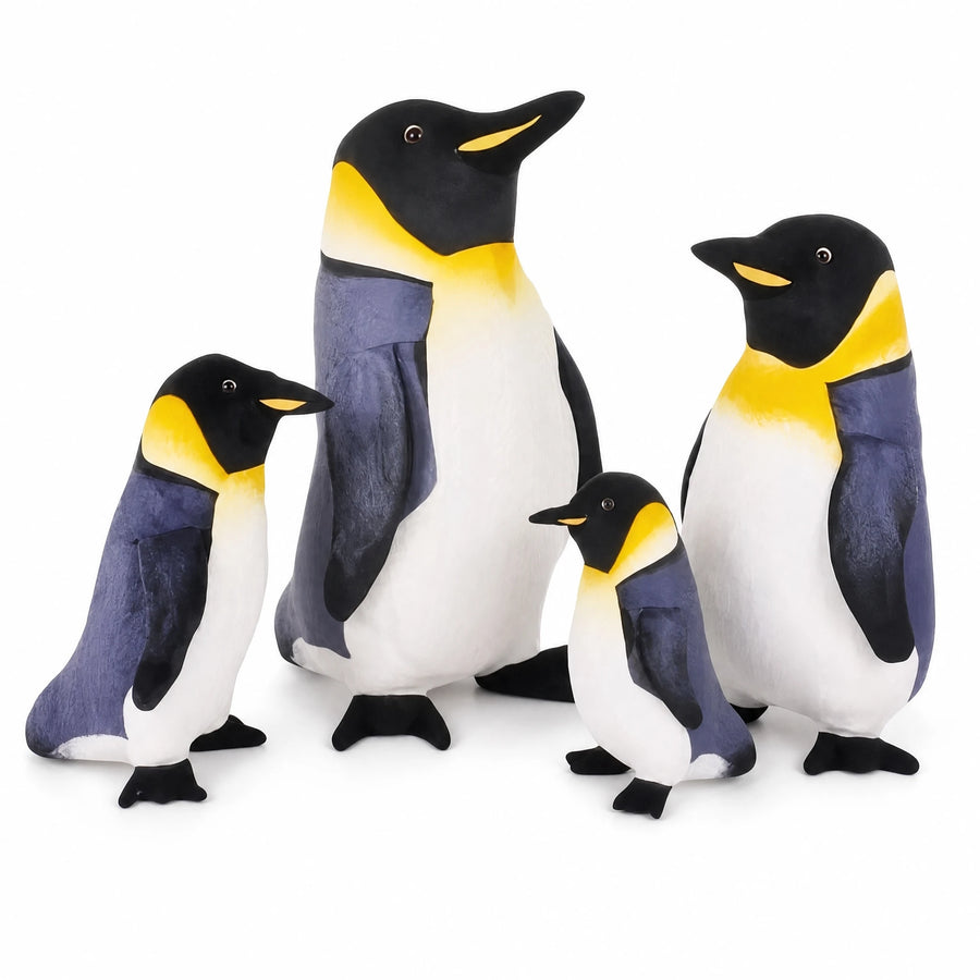 Penguin Plush Set with Four Sizes in Realistic Colors - Fond blanc, autre angle