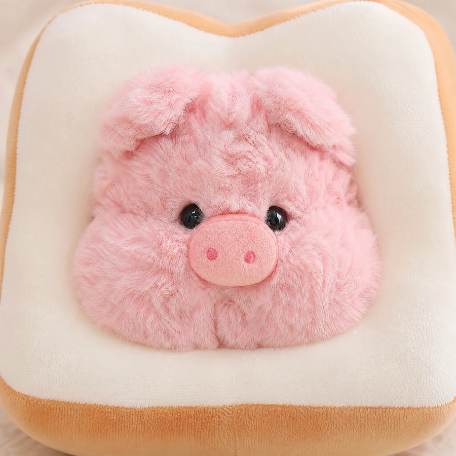 Pig Plush in Vegetable Costume Design - Détail matière