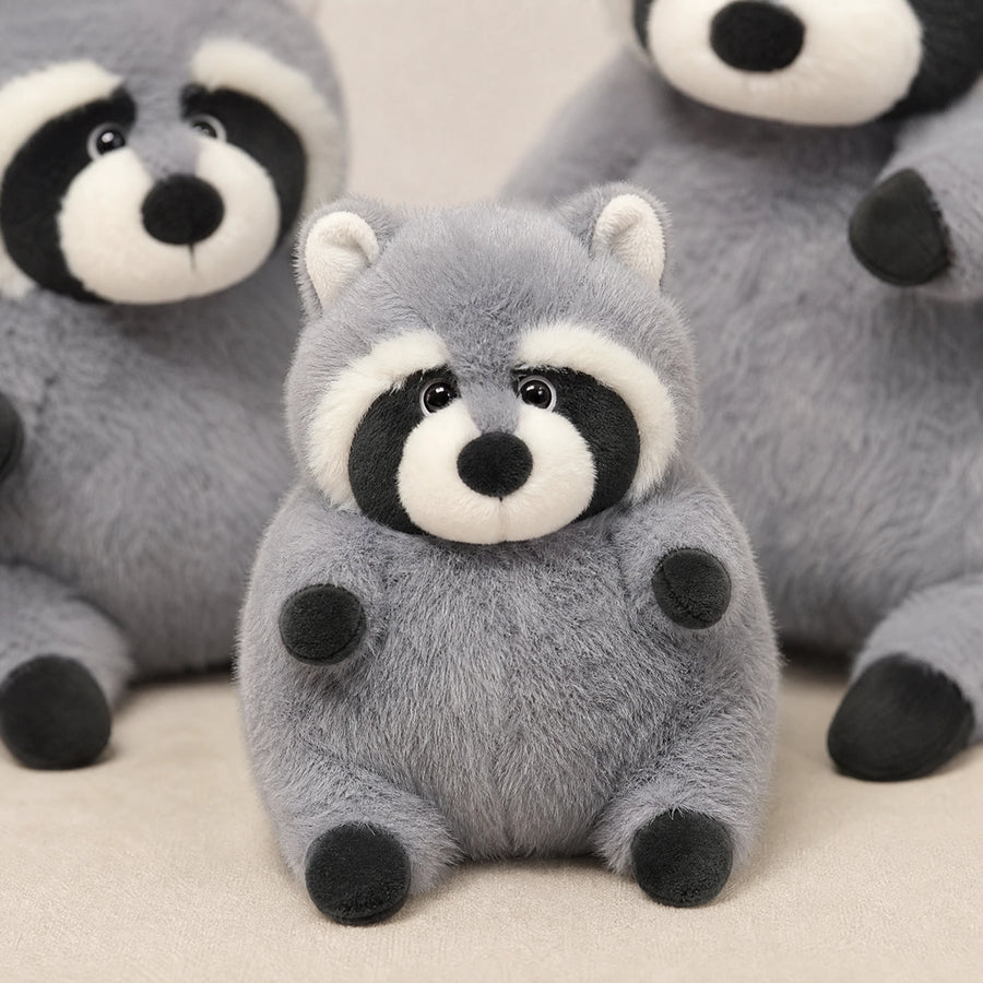 Raccoon Plush Toy in Chubby Round Design - Détail matière