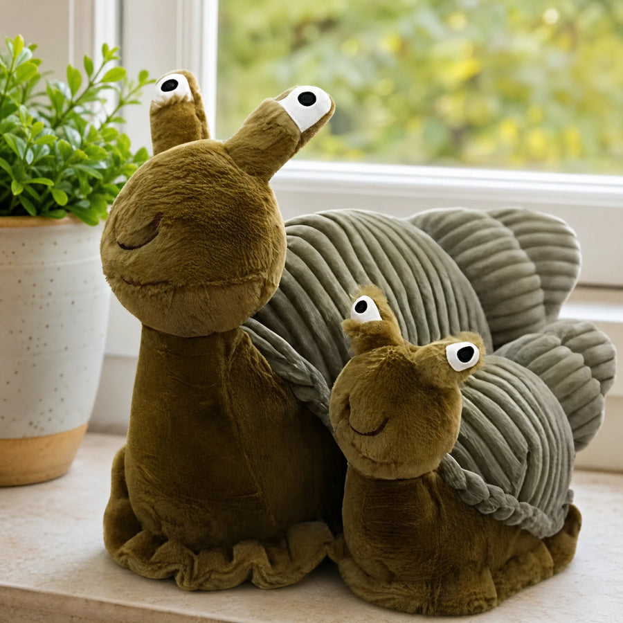 Snail Plush Toy with Corduroy Shell and Big Eyes - Utilisation du produit