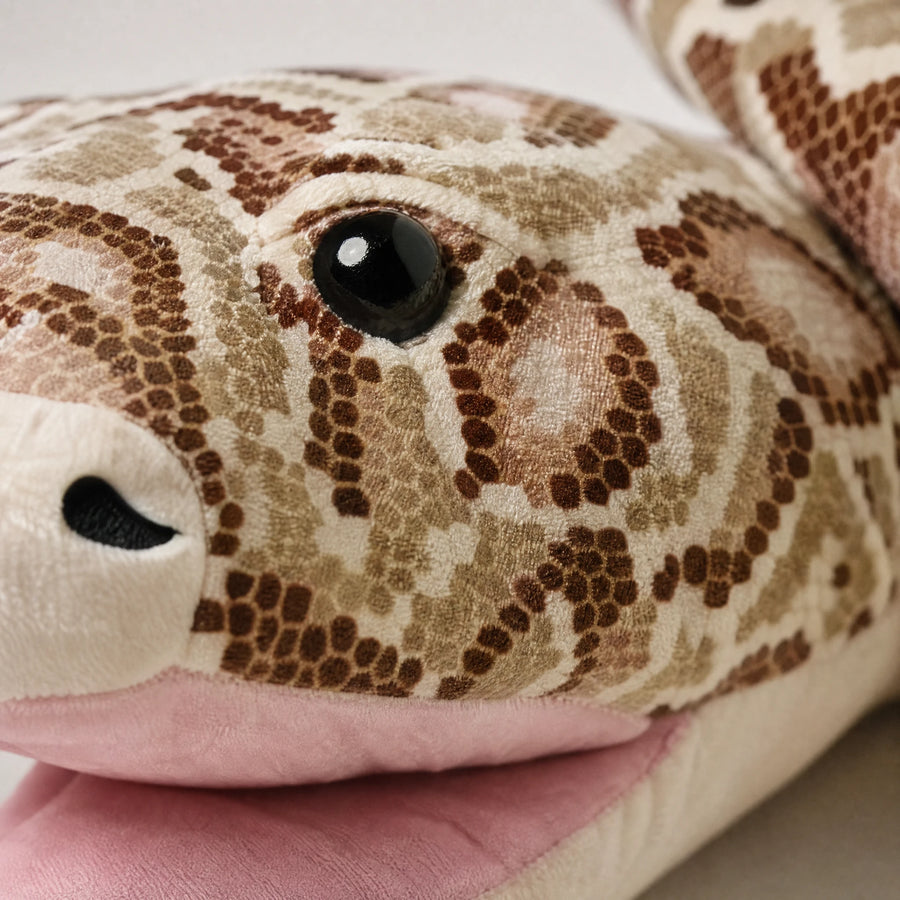 Snake Hand Puppet Plush with Realistic Pattern and Tongue - Détail matière