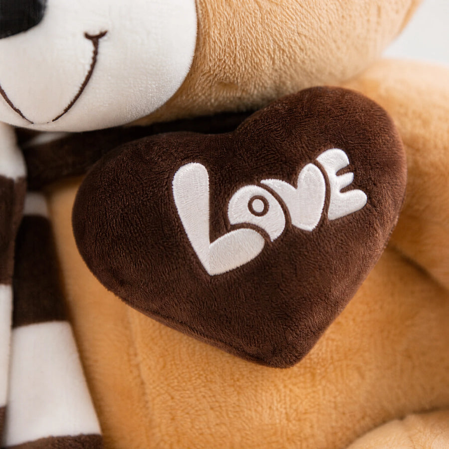 Teddy Bear Plush with Love Heart and Striped Scarf - Détail matière