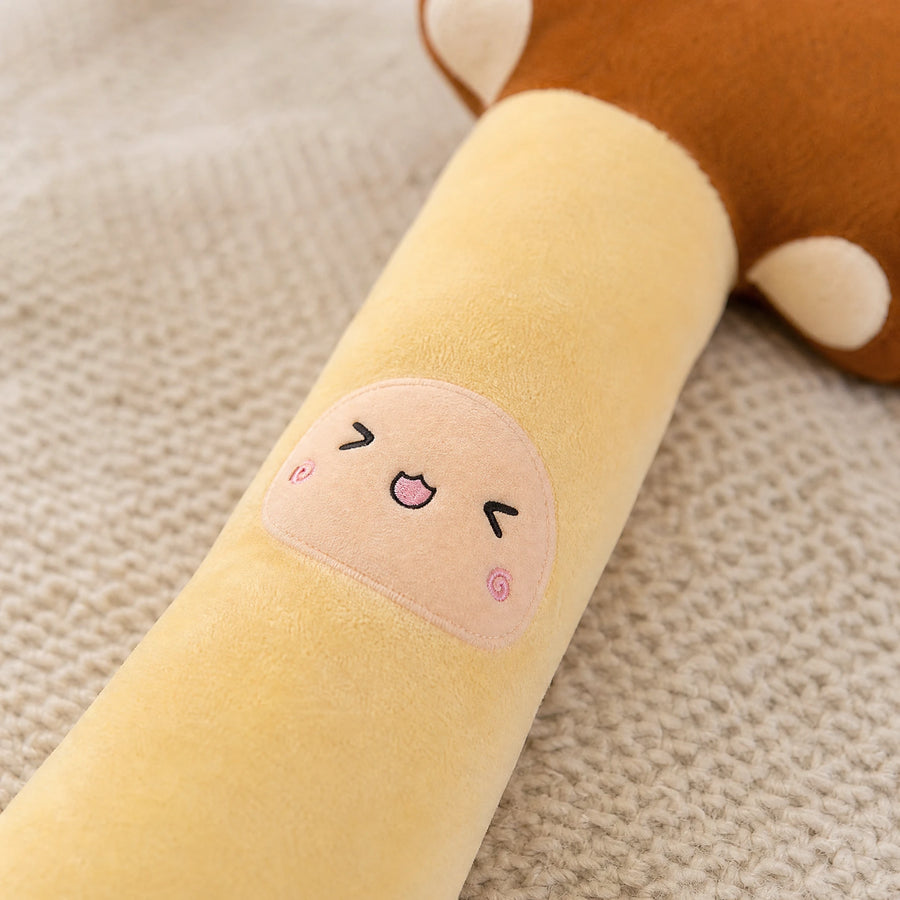 Vegetable Body Pillow with Kawaii Face and Soft Plush - Détail matière