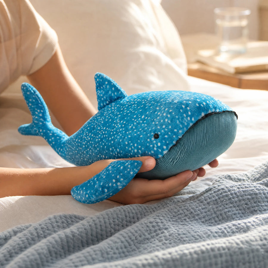 Whale Shark Plush with Spotted Blue Pattern and Soft Fabric - Utilisation du produit