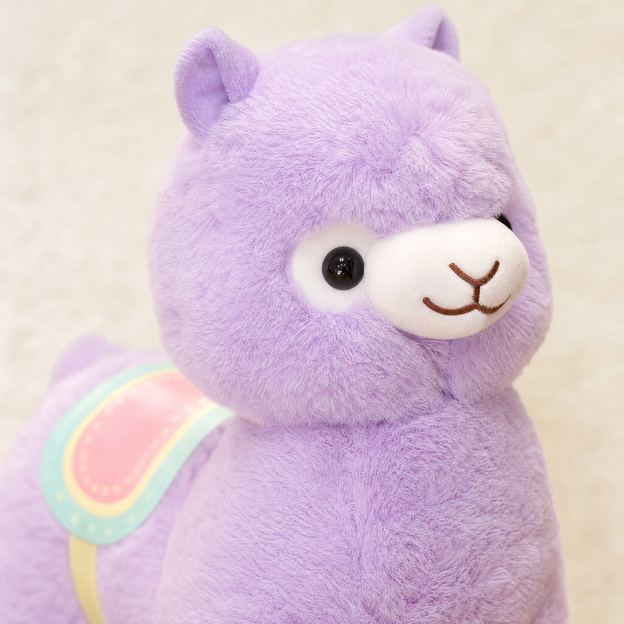 Alpaca Plush Toy with Rainbow Saddle - Purple - Détail matière