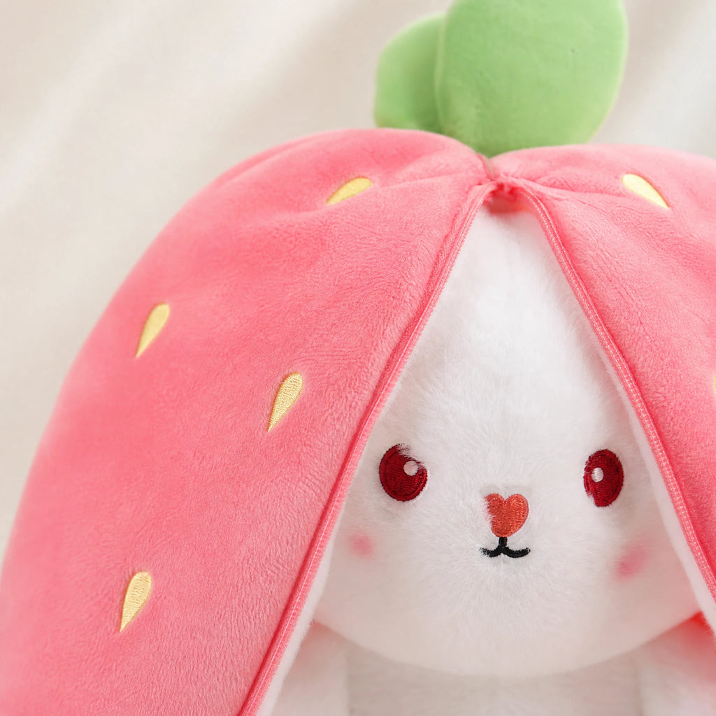 Bunny Plush with Zippered Fruit Costume and Soft White Fur - Détail matière