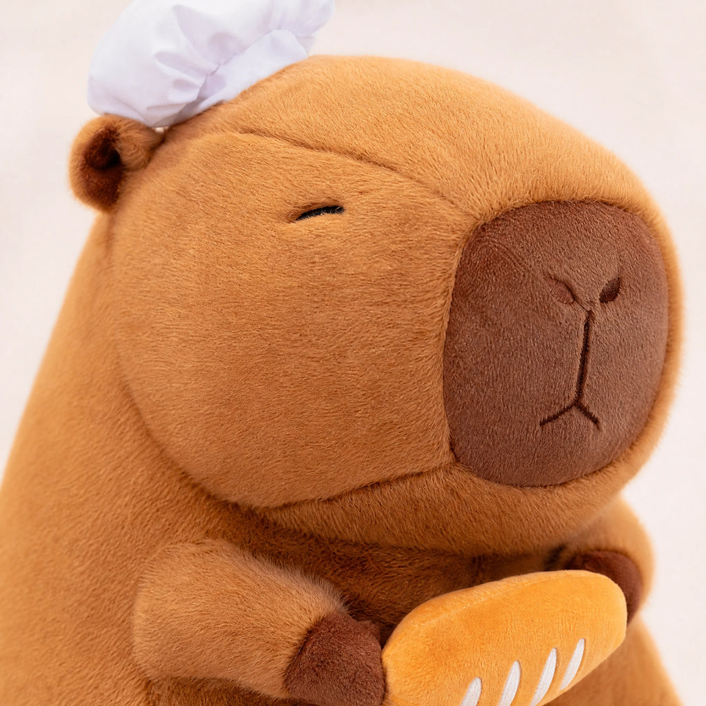Capybara Plush Toy Baker or Chef Character with Hat - Détail matière