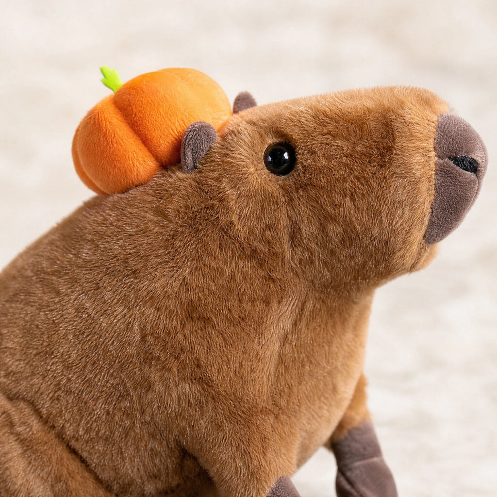 Capybara Plush Toy with Orange Pumpkin - Détail matière