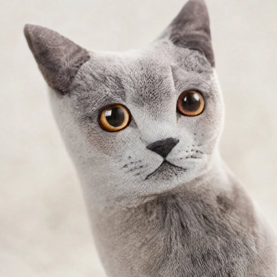 Cat Pillow Plush with Realistic Gray Tabby Design - Détail matière
