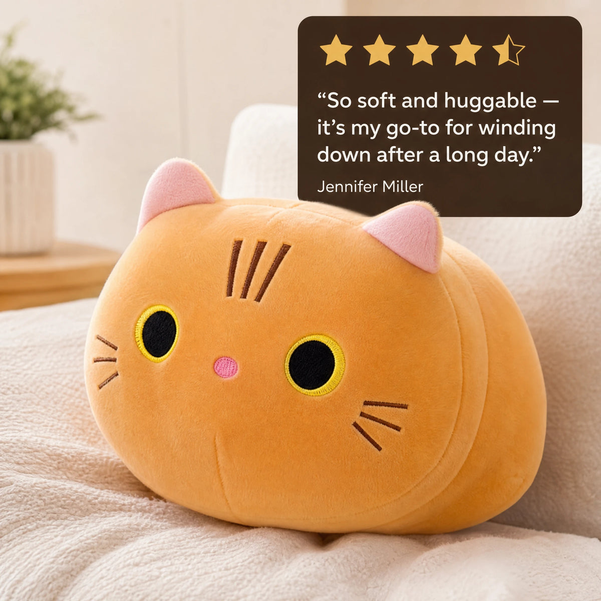 Cat Plush Pillow with Embroidered Face and Pink Ears - Image témoignage
