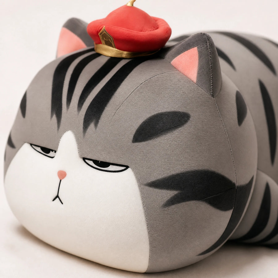 Cat Stuffed Animal with Gray Tabby Stripes and Ramen Hat - Détail matière