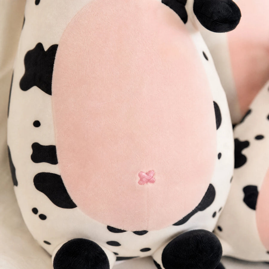 Cow Plush Toy with Black and White Spots, Giant Size - Détail matière