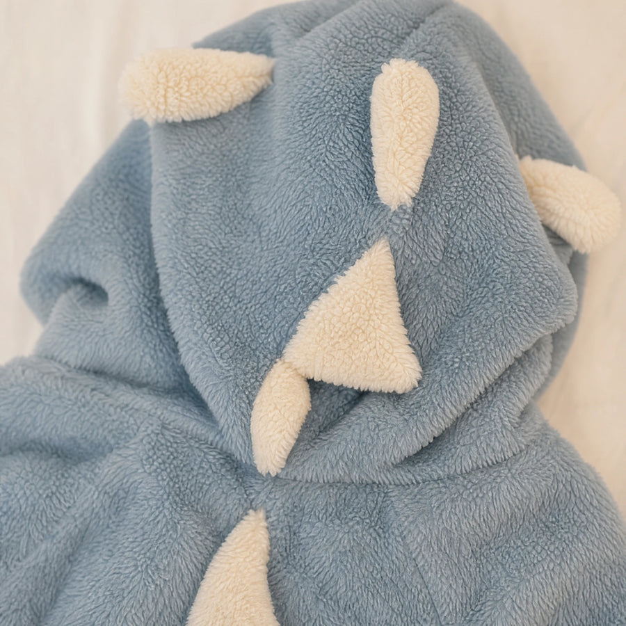 Dinosaur Hoodie Blanket with Plush Dragon Scales - Détail matière