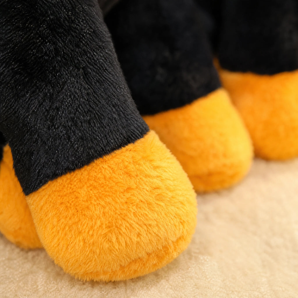 Doberman Plush with Black and Tan Markings - Détail matière