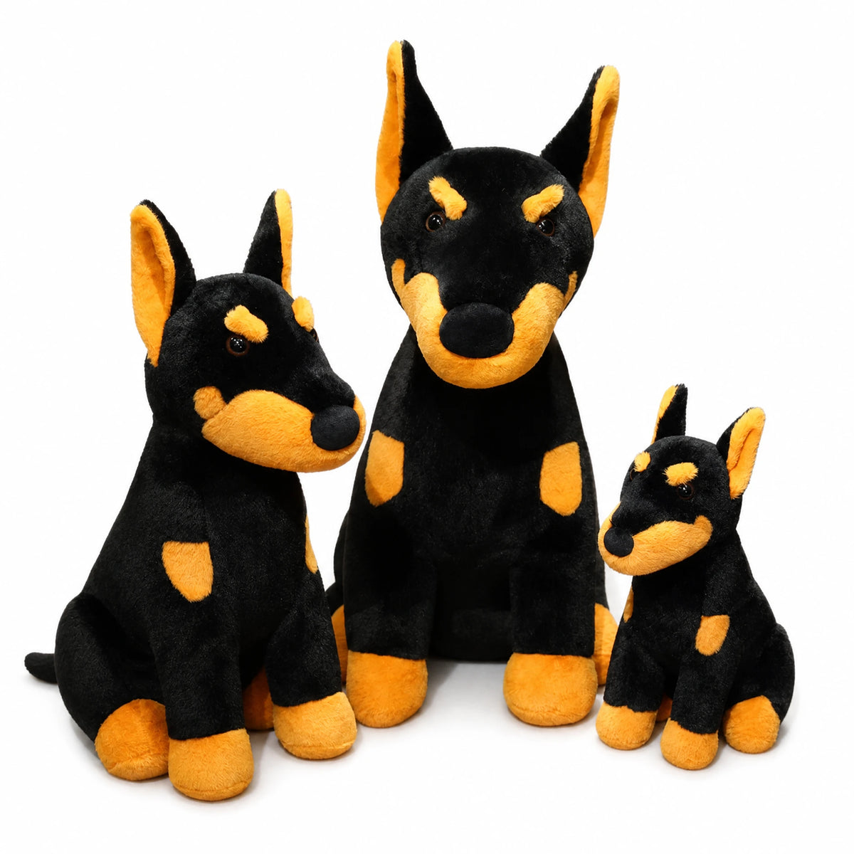 Doberman Plush with Black and Tan Markings - Fond blanc
