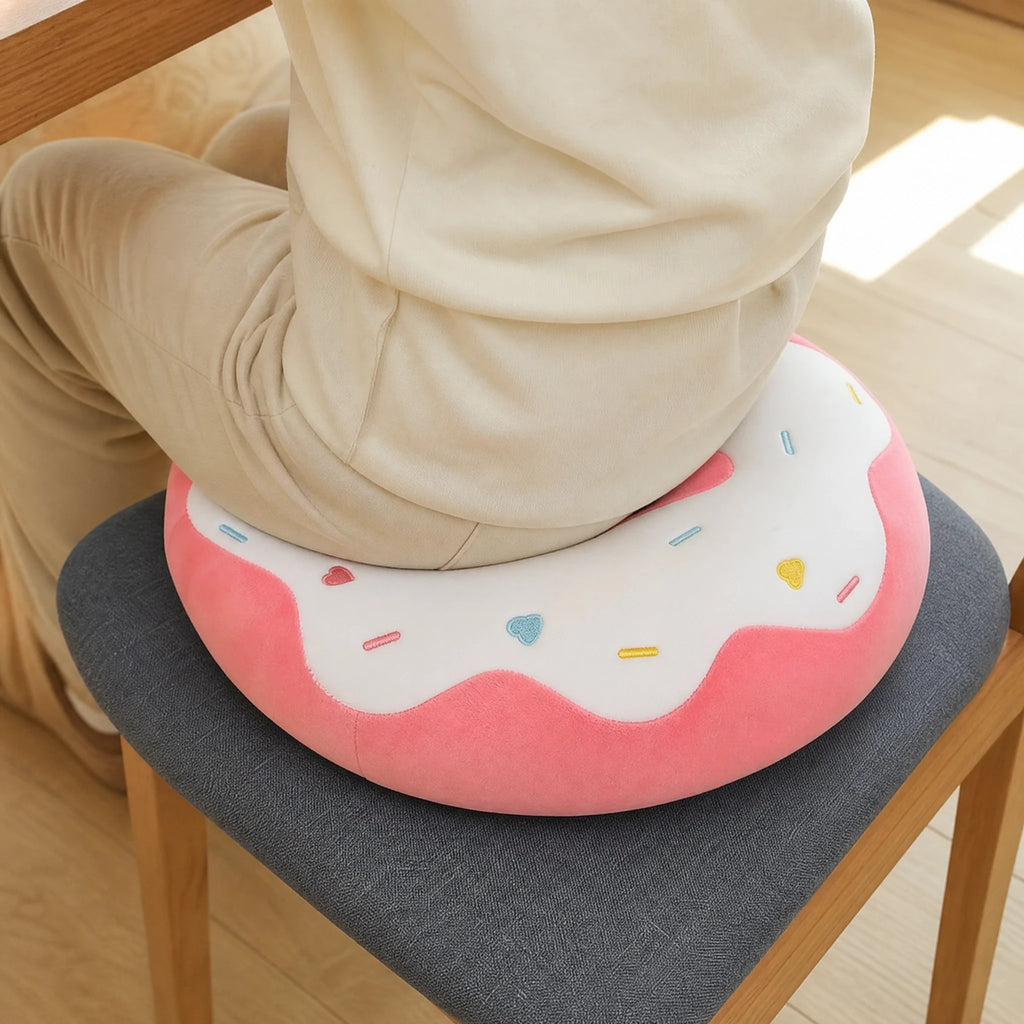 Donut Cushion Plush with Pastel Icing and Sprinkles - Utilisation du produit