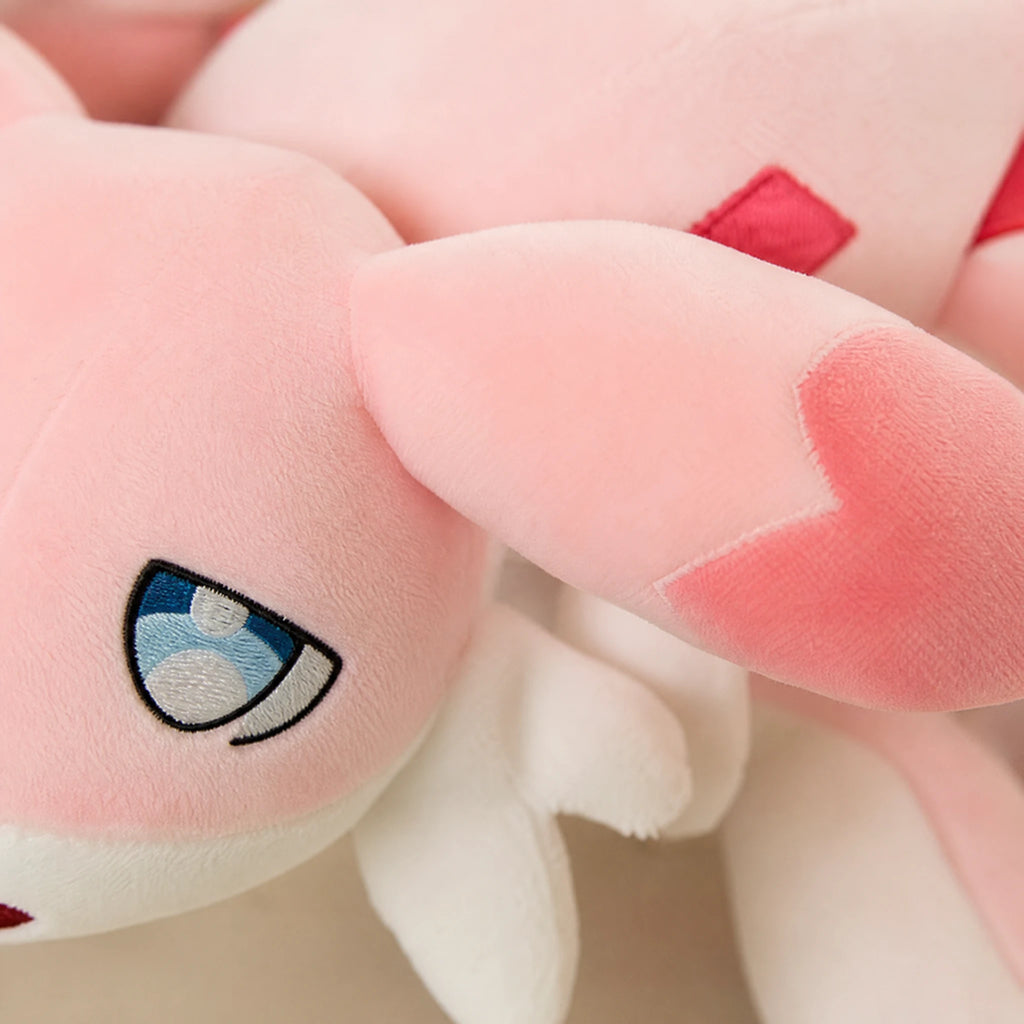 Dragon Plush with Long Body and Soft Wings - Détail matière