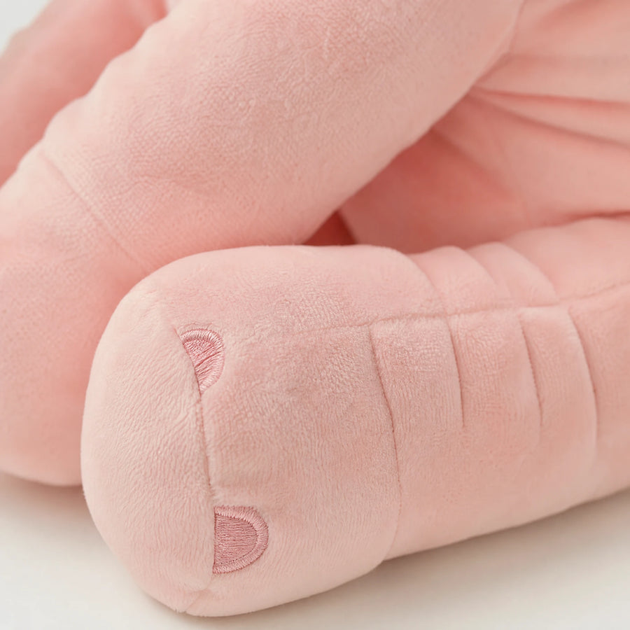 Elephant Pillow Plush in Soft Cotton for Cuddles - Détail matière