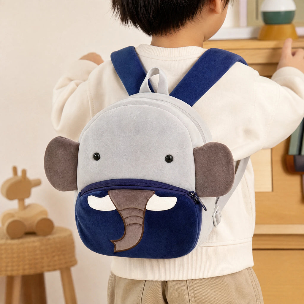 Elephant Plush Backpack with Adjustable Straps for Toddlers - Utilisation du produit