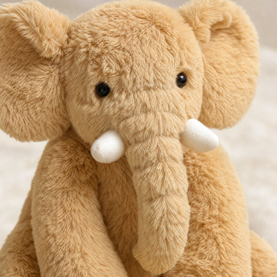 Elephant Plush with Floppy Ears and Soft Fluffy Fabric - Détail matière
