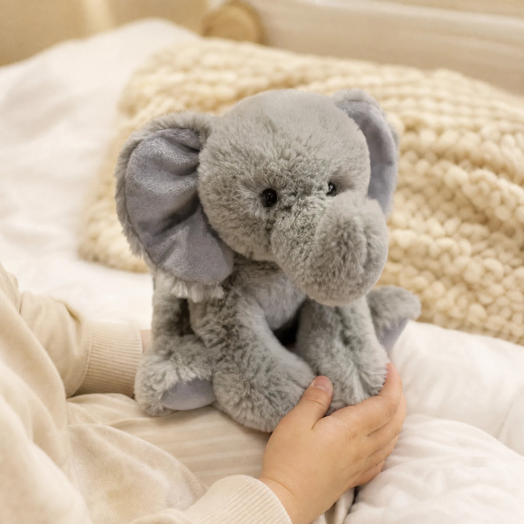 Elephant Stuffed Animal - Soft Gray Plush Toy - Utilisation du produit