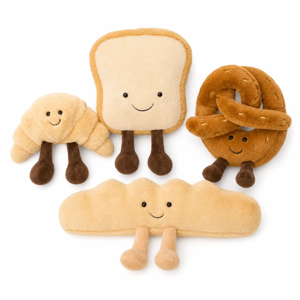 Food Plushies Set with Baguette, Toast, Pretzel, Croissant - Fond blanc
