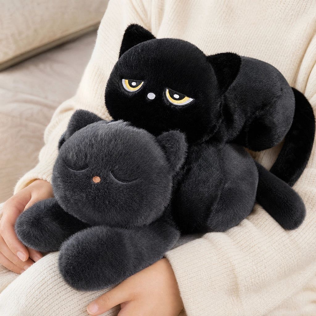 Giant Black Cat Plush with Yellow Eyes - Utilisation du produit