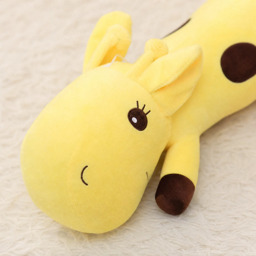 Giraffe Body Pillow with Plush Long Design - Détail matière
