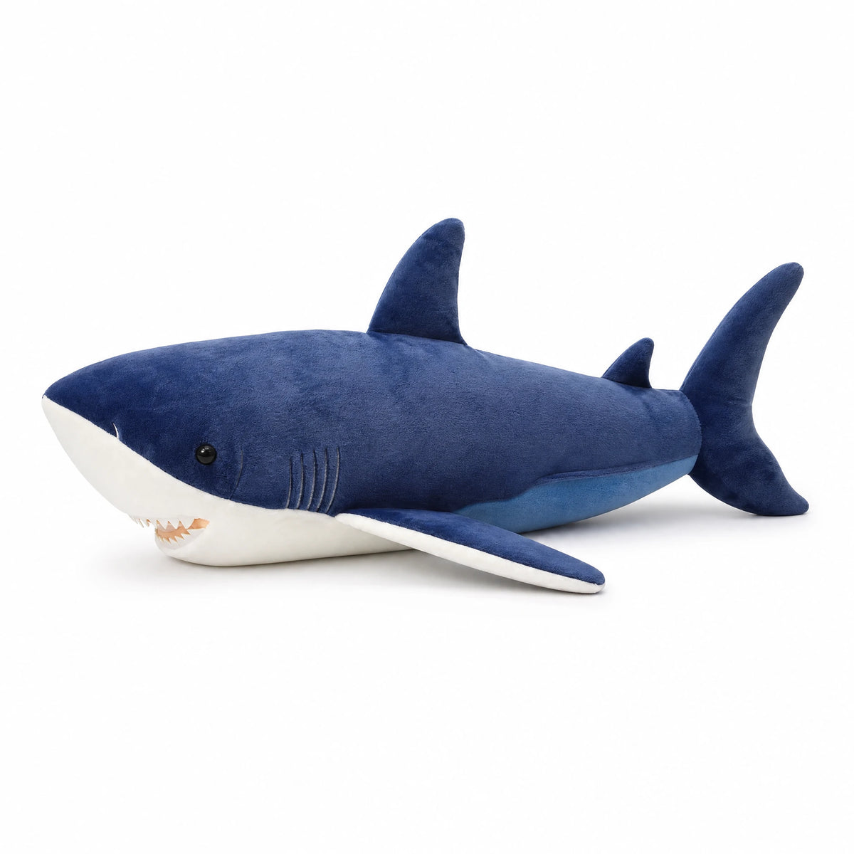 Great White Shark Plush in Soft Blue with White Belly - Fond blanc