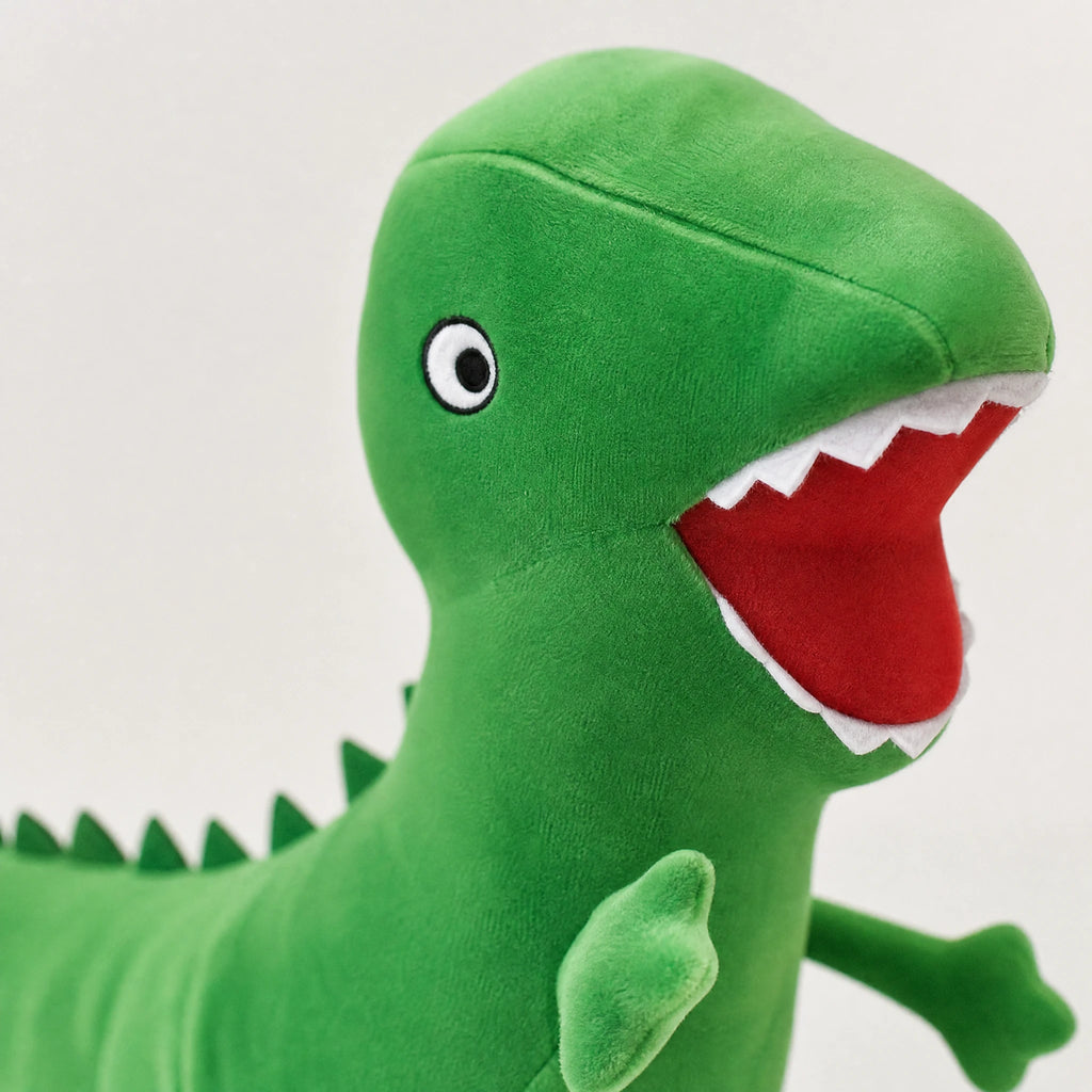 Green Dinosaur Plush with Open Mouth and Spiky Back - Détail matière