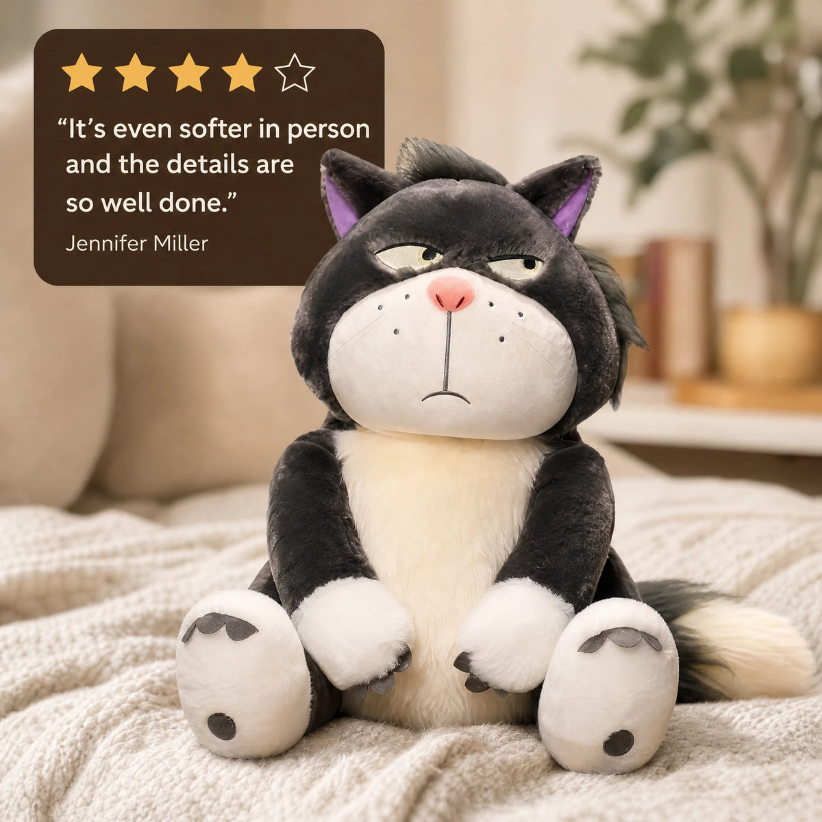 Grumpy Cat Plush with Black and White Fur - Image témoignage