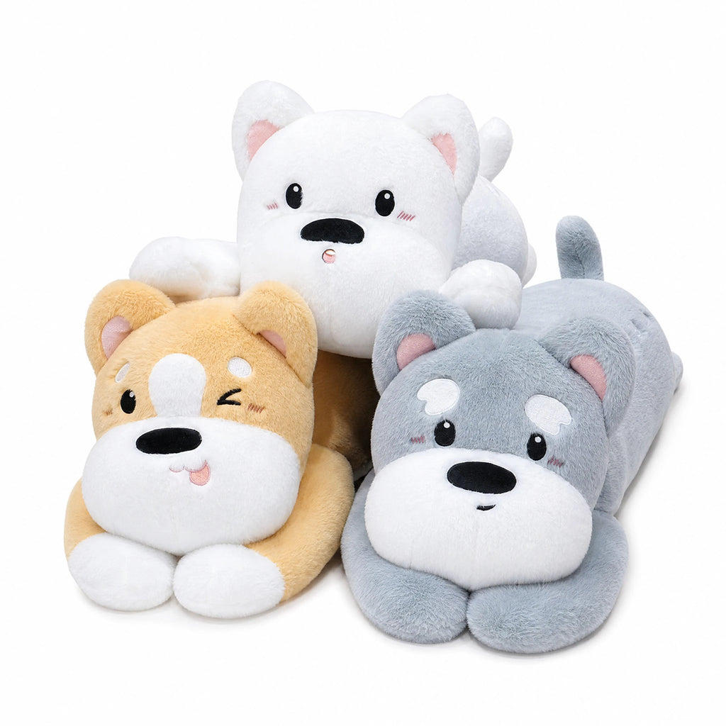 Husky Dog Plush Pillow in Laying Position - Fond blanc
