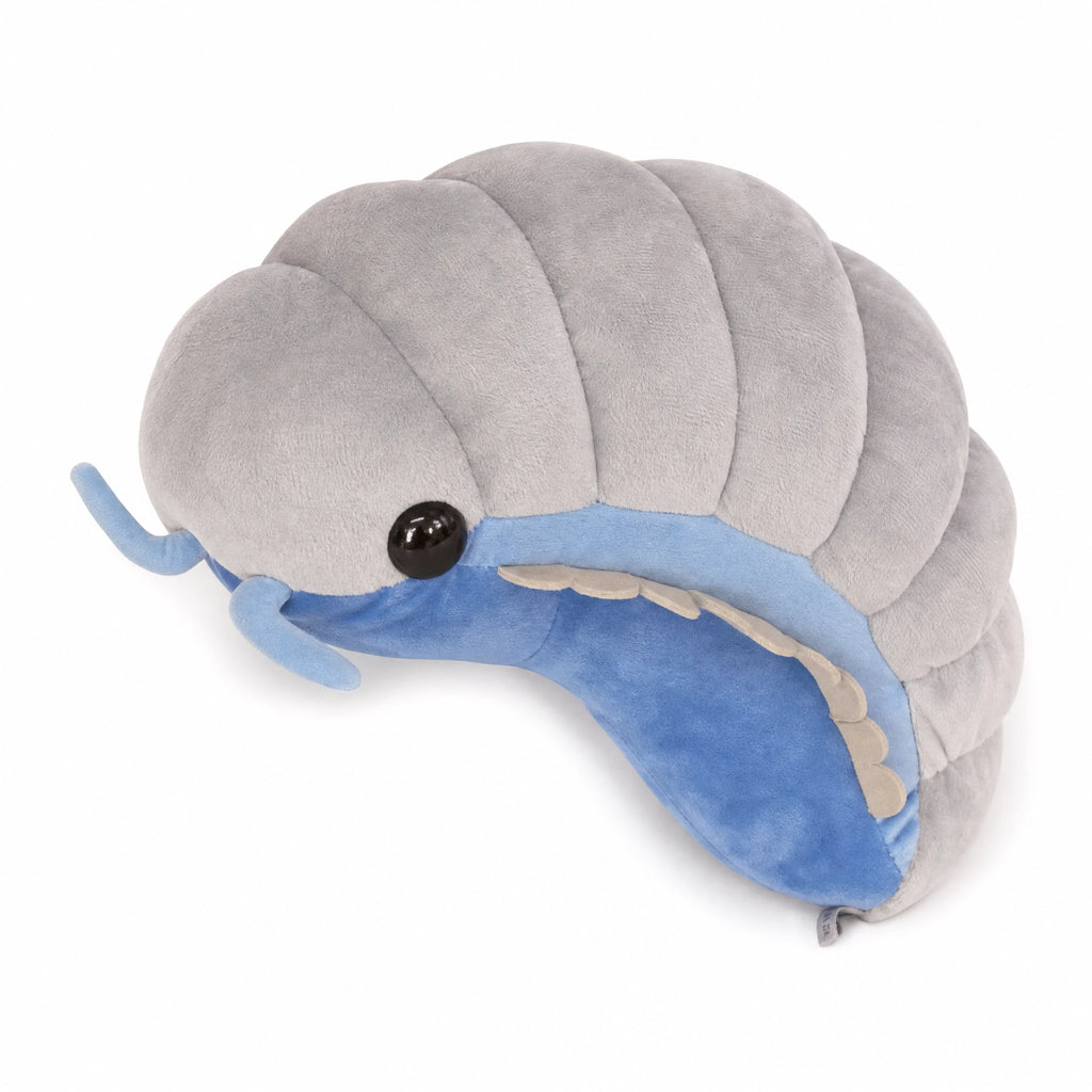 Isopod Plush with Segmented Body Design - Fond blanc